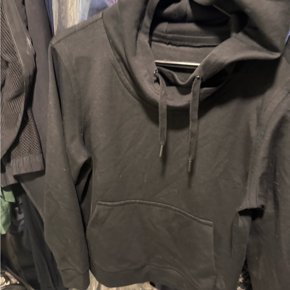 Women’s  Black Lululemon Hoodie size 8
